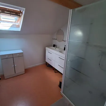 4p Au Centre Du Village Apartment