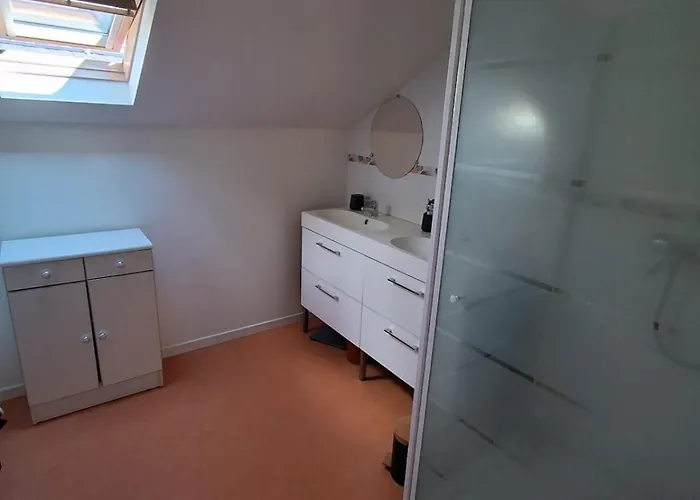 4p Au Centre Du Village Appartement
